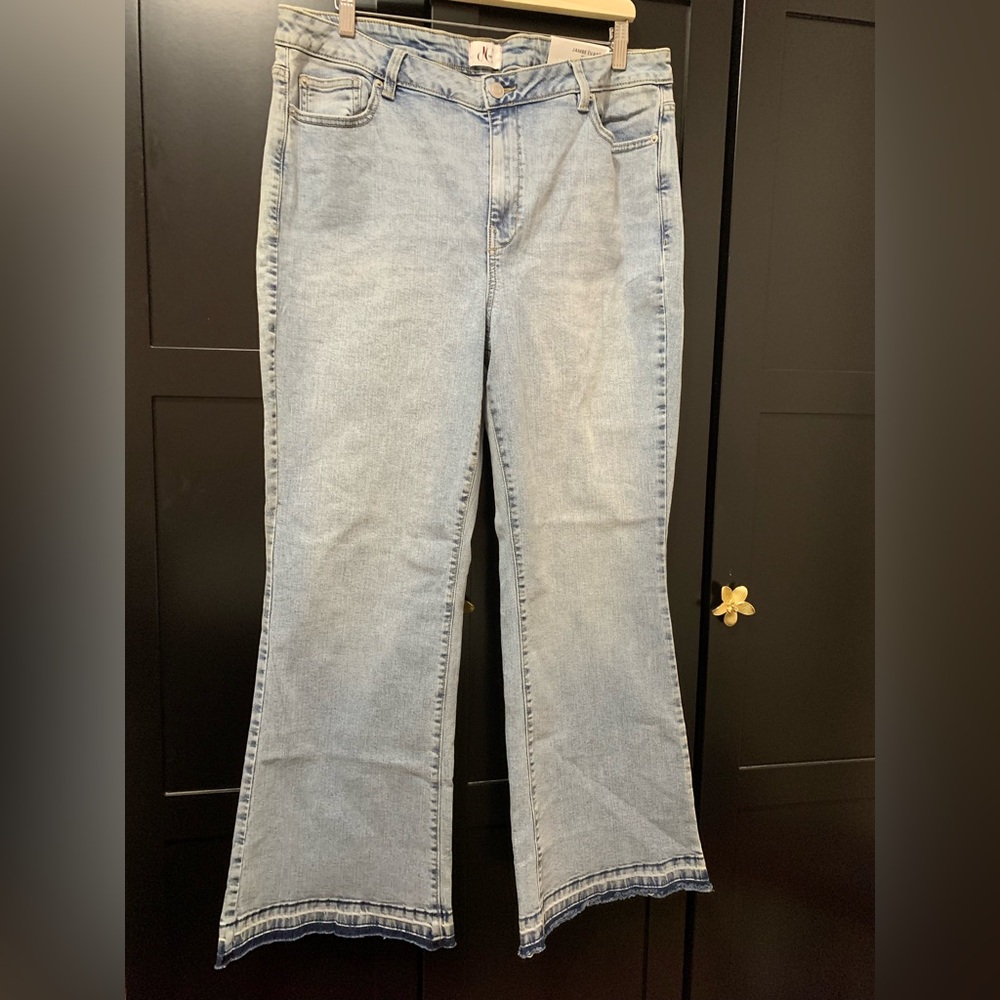 d/C jeans,Light Blue,flare,Women's Jeans,new,plus size,18,classic,modern,flare